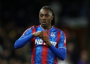 kaiyun-热刺被截胡？TA：阿森纳出手准备引进埃泽，球员愿加盟