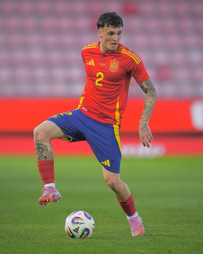 开云-西班牙U21队3比0完胜塞浦路斯U21队，希门尼斯首发打满全场