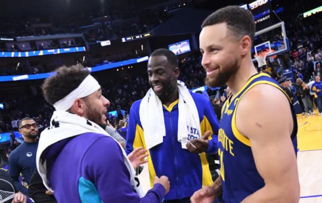 开云体育APP下载-勇士黄蜂冲突！两人被驱逐 追梦喷格威引队友大笑