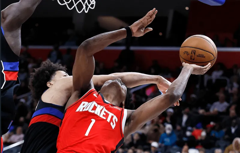 kaiyun-比赛火药味很重？乌度卡：预料会有摩擦，这符合两队的球风